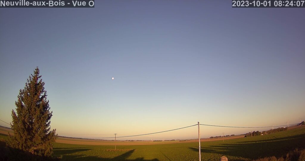 NOUVELLE WEBCAM MÉTÉO À NEUVILLE-AUX-BOIS (LOIRET)