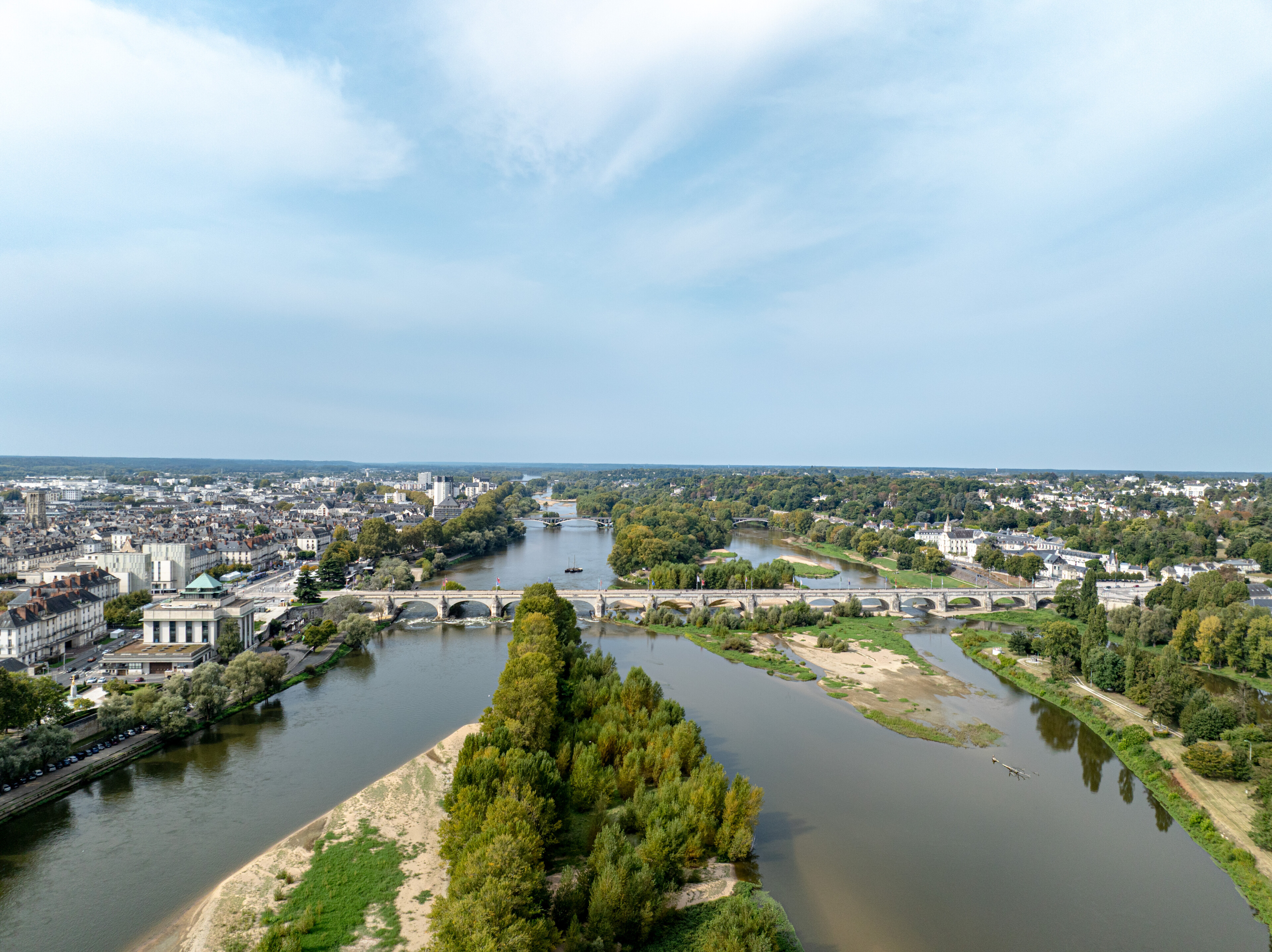 Tours (Indre-et-Loire - 37)