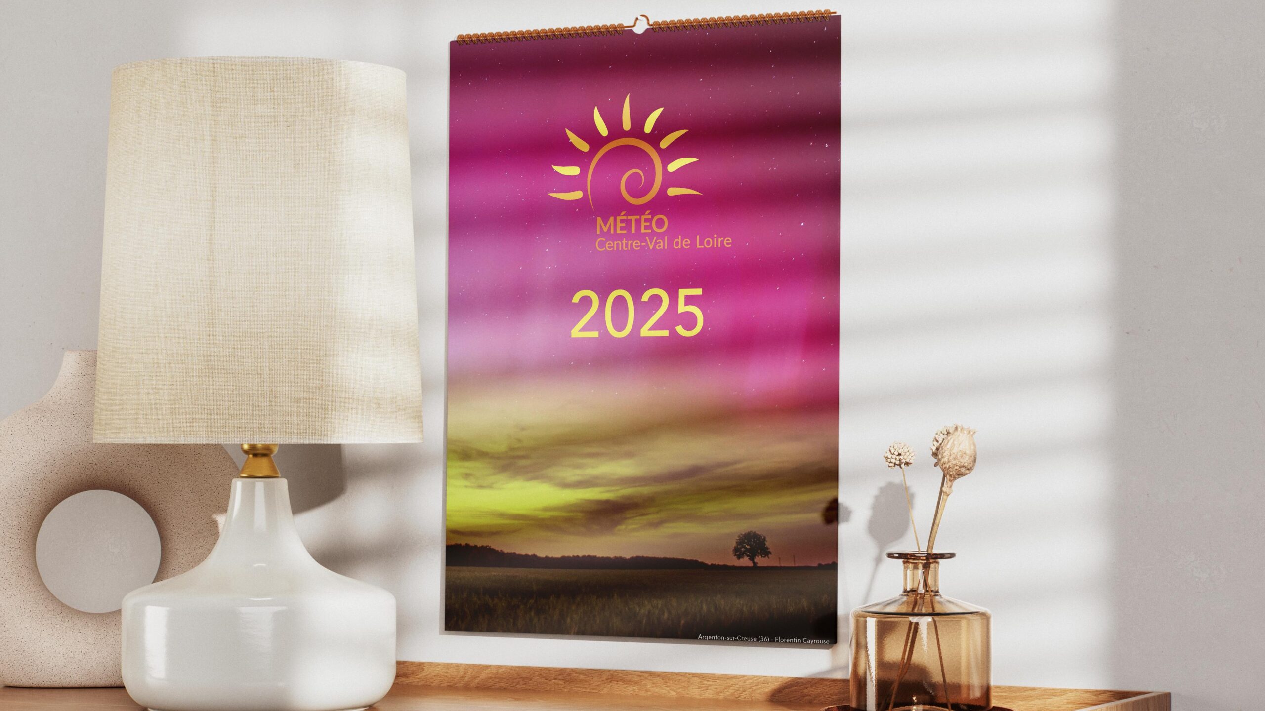 CALENDRIER MURAL 2025 : SOUTENEZ NOTRE ASSOCIATION MÉTÉO CENTRE – VAL DE LOIRE !