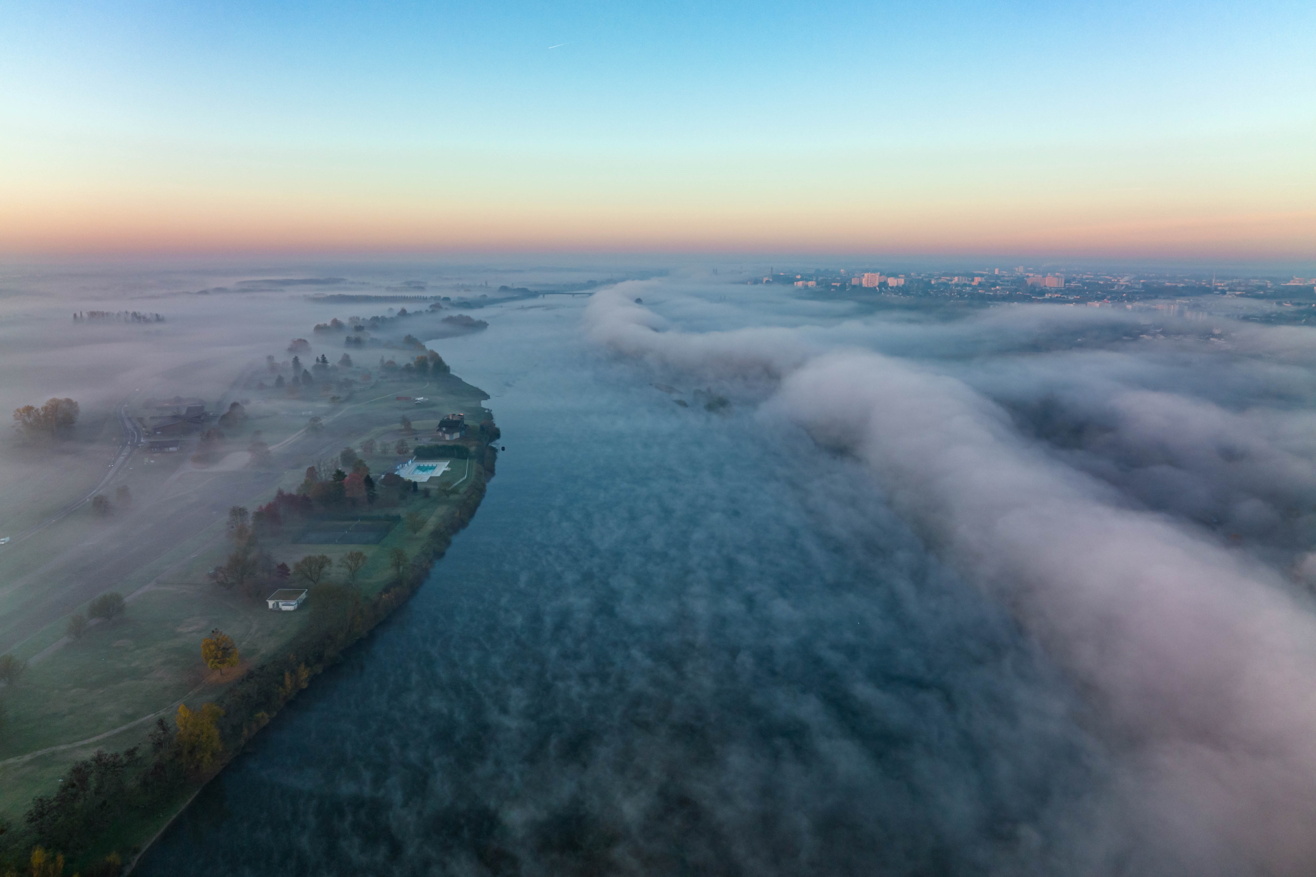 MÉTÉO 13 AU 19 OCTOBRE 2025 : ENTRE BROUILLARDS ET SOLEIL ?