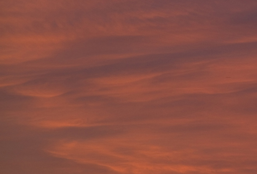 Nuage cirrostratus survolant la région Centre - Val de Loire